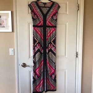 Long dress laundry by Shelli Segal